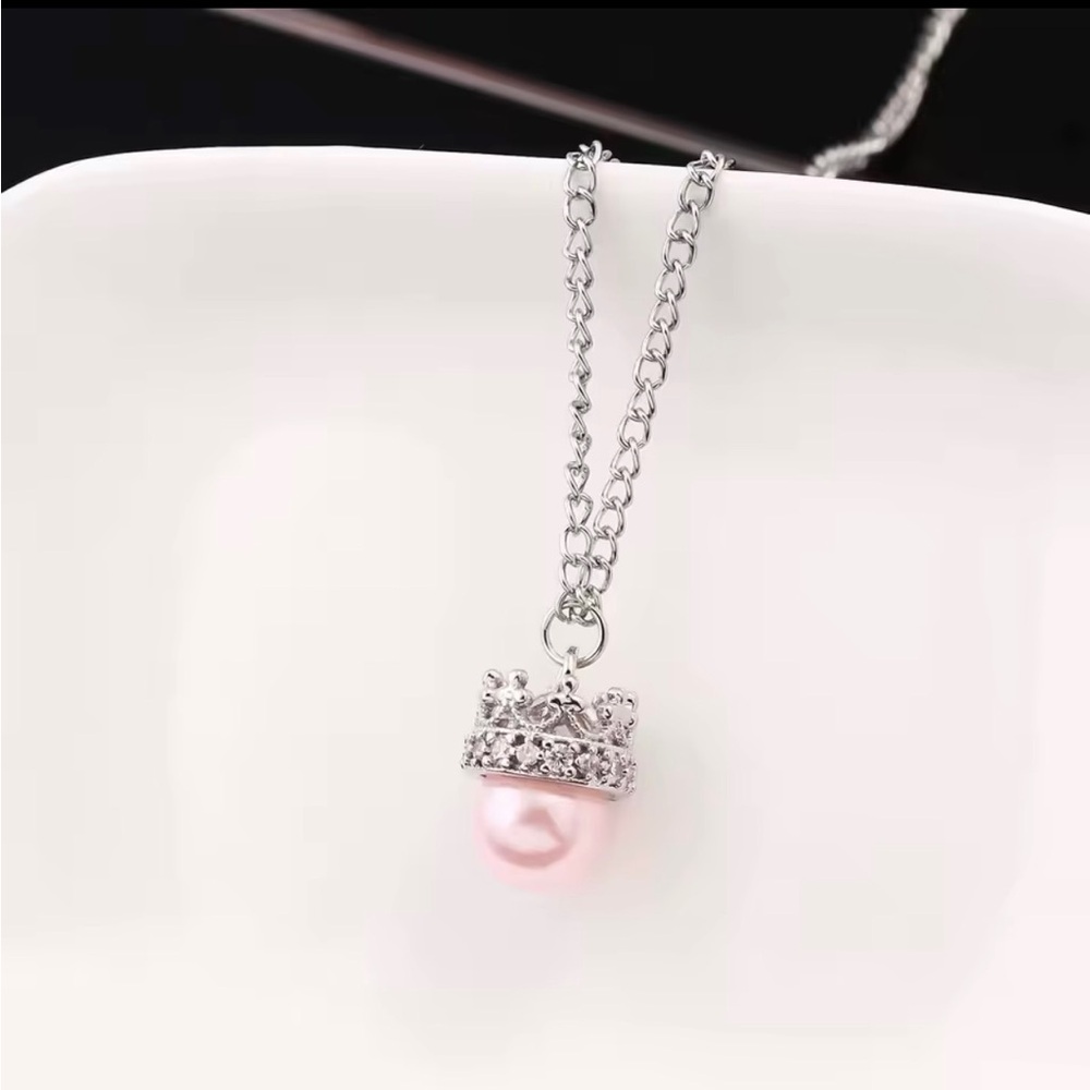 Wicked Glenda The Good Witch Faux Pink Pearl Necklace & Earrings Set Silver Tone - Picture 5 of 13